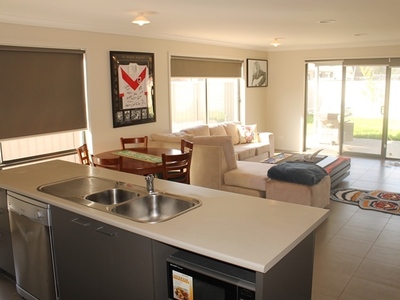 39  SADLIER STREET, Wodonga