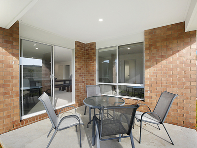 8 Harry Crescent, Hamilton Valley