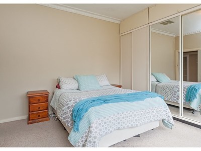 956 WAUGH ROAD, Albury