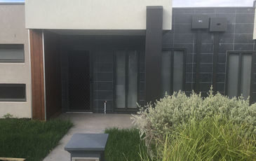 14 Grandvue Blvd, Pakenham