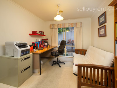 14 AVONDALE DRIVE, Wodonga