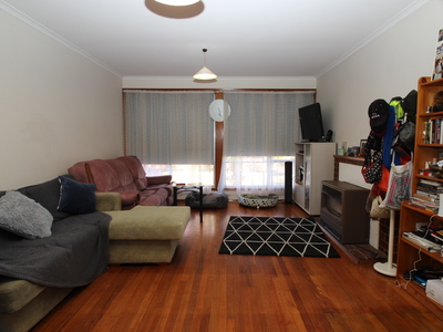9 GILBERT STREET , Wodonga