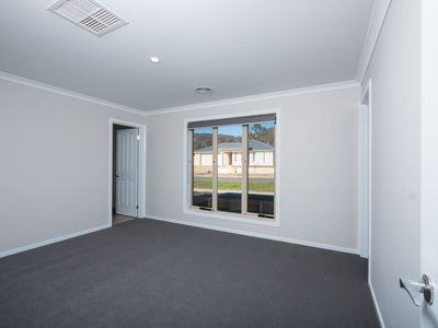 49  RUTHVEN CIRCUIT , Wodonga