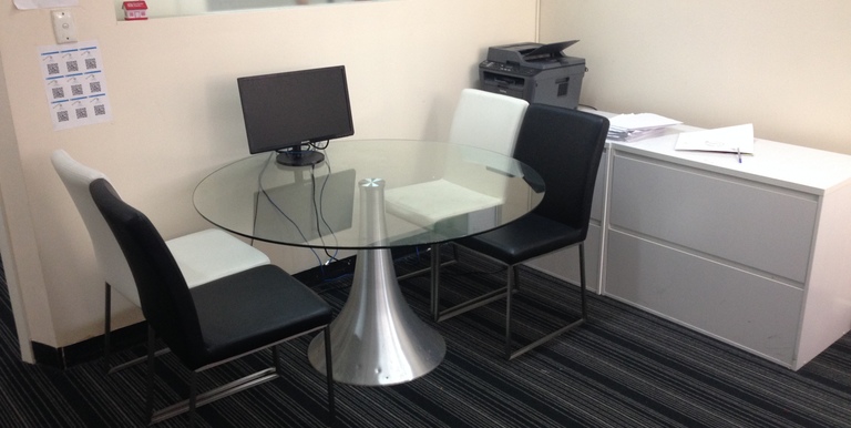 QG12 / 8 Quay Street, Haymarket
