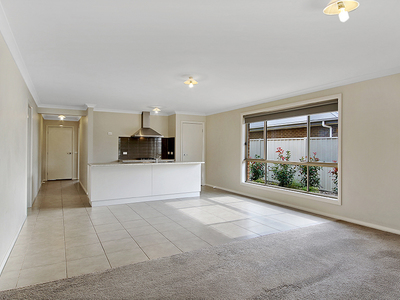 36 Hanrahan Street, Lavington