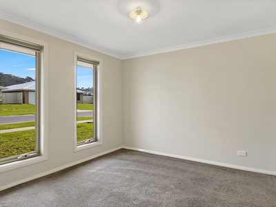 36 Hanrahan Street, Lavington