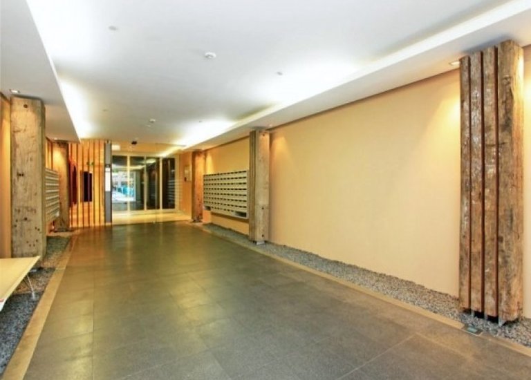 915 / 610 St Kilda Road, Melbourne