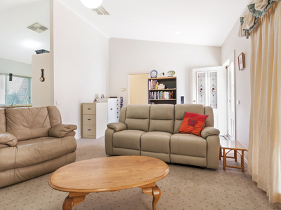 2 / 26 THOMAS MITCHELL DRIVE, Wodonga