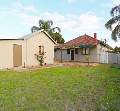 35 Boulder Avenue, Ascot