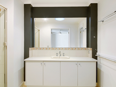 140 Mountford Crescent , East Albury