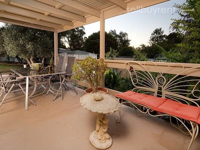 19 COOK PLACE , Wodonga