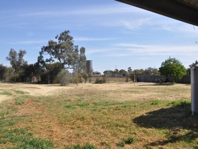 8 Meering Road, Quambatook