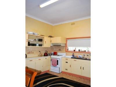 35 Lyall Avenue, Kerang