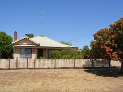 150 Victoria Street, Kerang