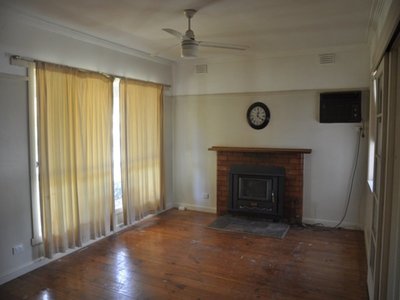8 Tobruk Street, Swan Hill