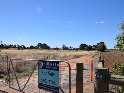 696 woorinen Road, Woorinen South