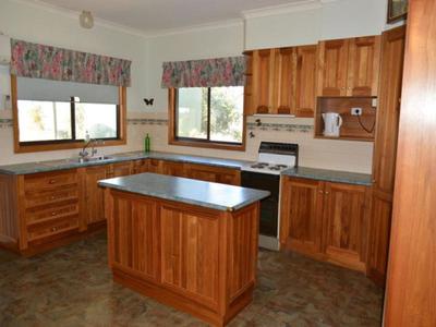 167 Wells Road, Lake Charm