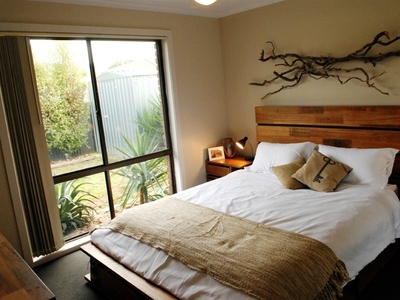 2 / 15 SINNETT COURT, Wodonga