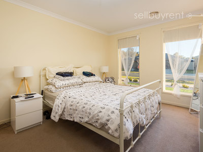 2 JACKA STREET, Wodonga