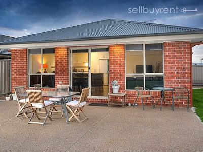 5 SADLIER STREET , Wodonga