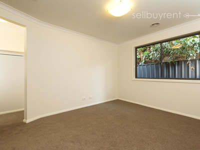 2 / 16 CHENERY STREET, Wodonga