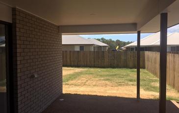 1 / 14 Lillie Court, Urangan