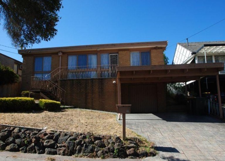 43 Carrol Grove, Mount Waverley