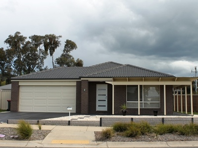 1 VICTORIA CROSS PARADE , Wodonga