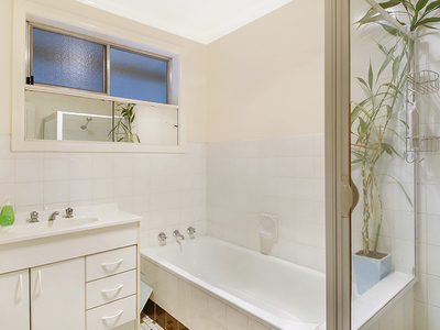 477 Kotthoff Street, Lavington