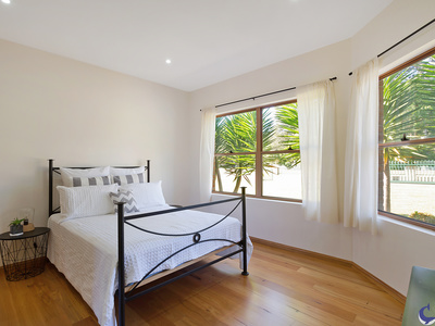 2 Dromedary Terrace, Narooma