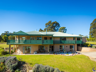 2 Dromedary Terrace, Narooma