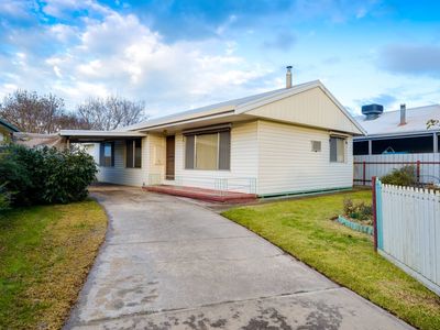 102 Tarakan Street , Wodonga