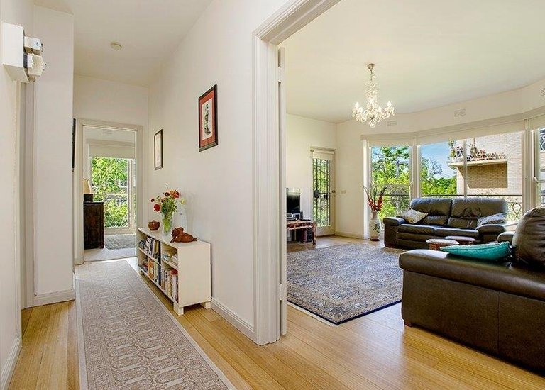 16 / 49A Kensington Road, South Yarra