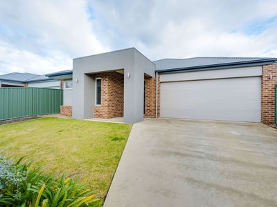 513 HOVELL STREET, Albury
