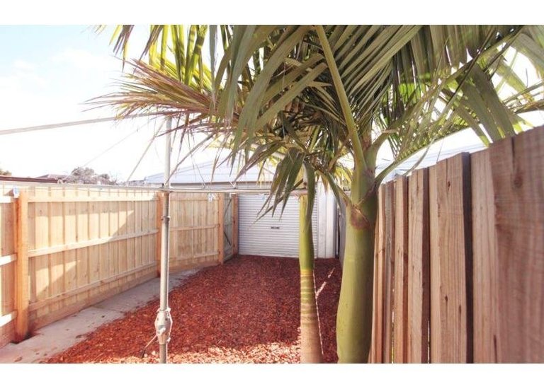 1 / 716 Barkly Street, West Footscray