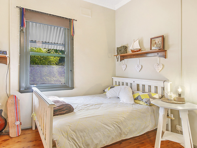 16 Urana Road, Burrumbuttock