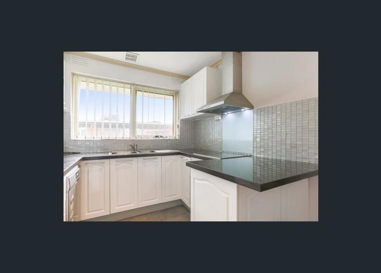 1 / 47-49 St James Avenue, Springvale