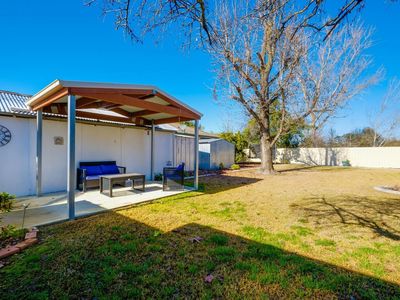 453 TARAKAN AVENUE, North Albury