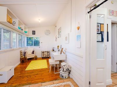 453 TARAKAN AVENUE, North Albury