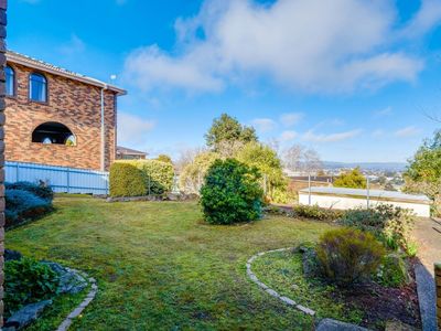 269 HIGHVIEW CRESCENT, Lavington