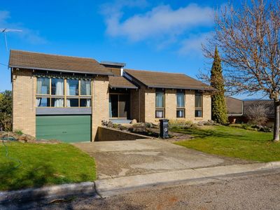 269 HIGHVIEW CRESCENT, Lavington