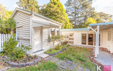 10 Sugarloaf Road, Beaconsfield Upper