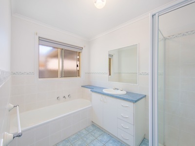 58 IRON WAY, Wodonga