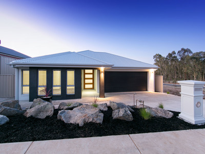 26 MAYGAR AVENUE , Wodonga