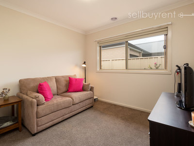 6 MACKEY STREET, Wodonga