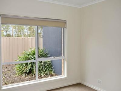 36 Salamander Terrace, Shepparton