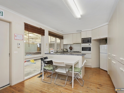 3 Fernwood Rd, Narre Warren