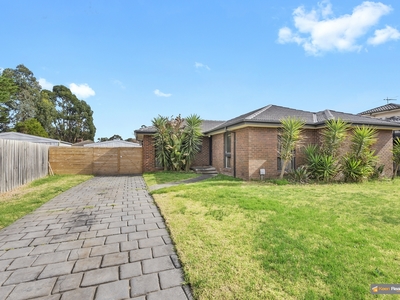 3 Fernwood Rd, Narre Warren