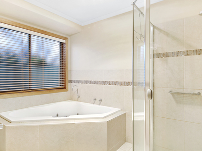 118 Rivergum Drive, East Albury