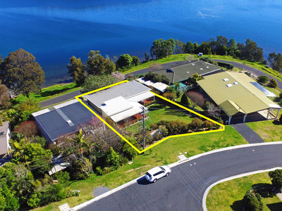 25 Lake View Drive, Narooma